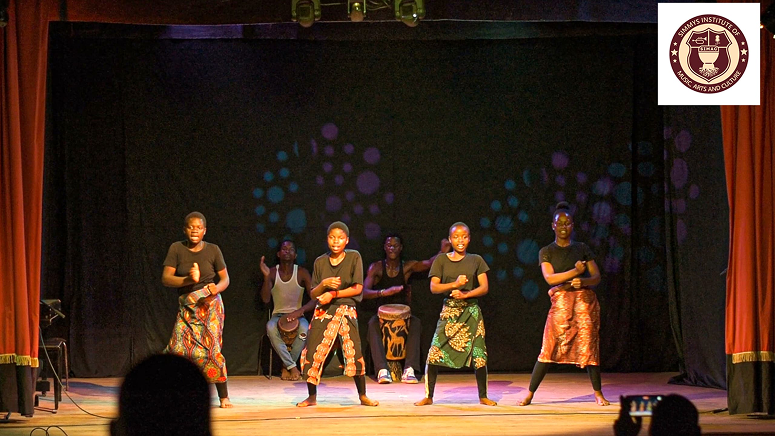 Connecting Arts & Technology